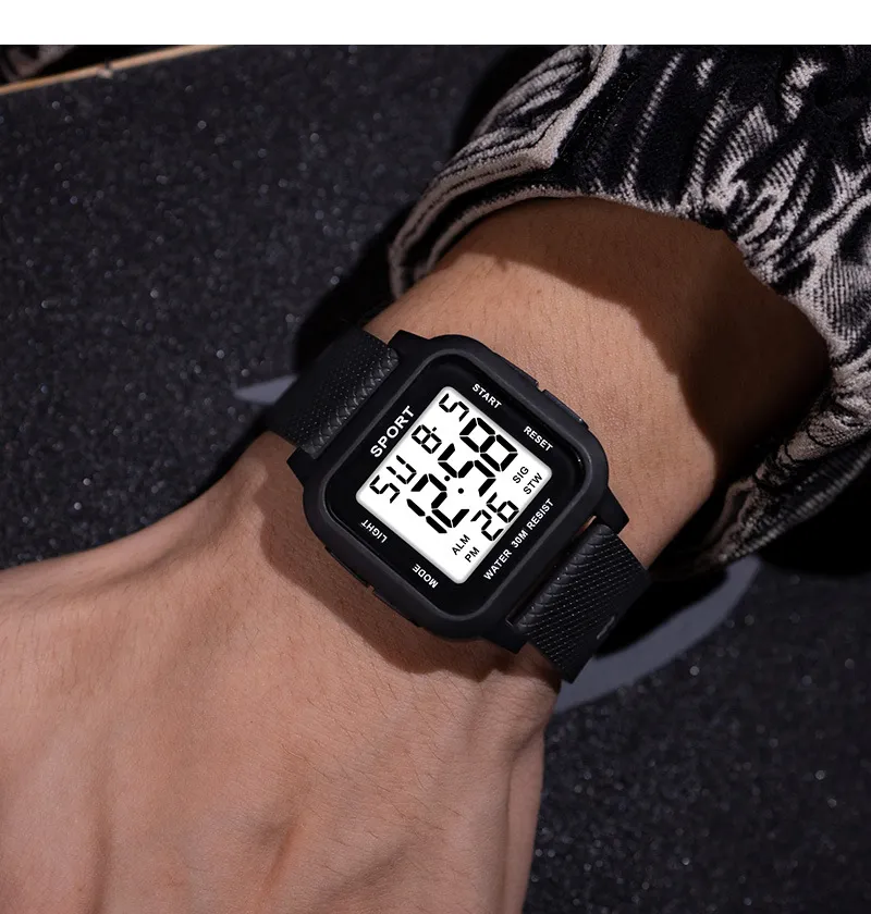 Orologio sportivo nero Orologi - Digital Alarm Clock recensione e prezzo
